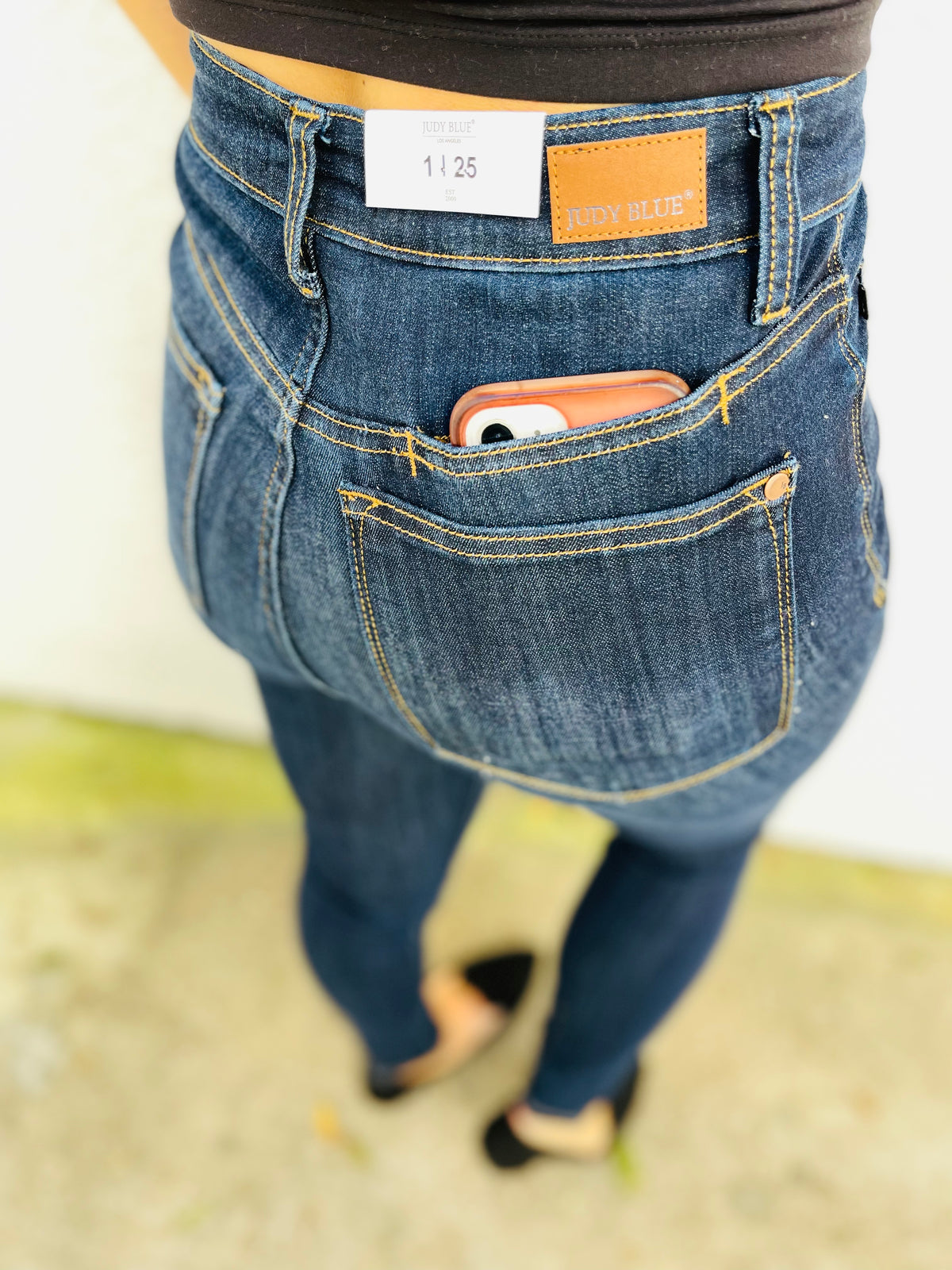 JUDY BLUE - GEORGIA BACK YOKE SKINNY JEANS WITH PHONE POCKET